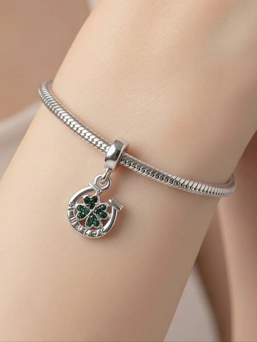 LUCKY Green Shamrock St Patrick's Day 3D Bracelet Charm Silver Jewelry Ireland